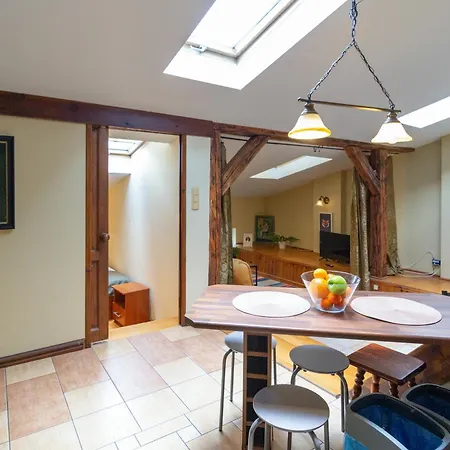 Barbakan Gate Apartment