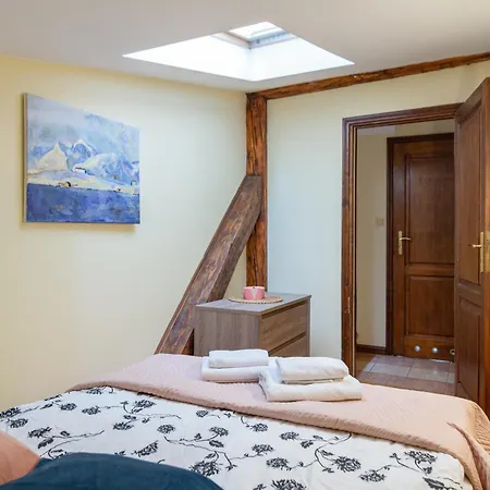 Apartment Barbakan Gate *